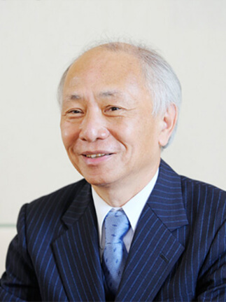 東原英二